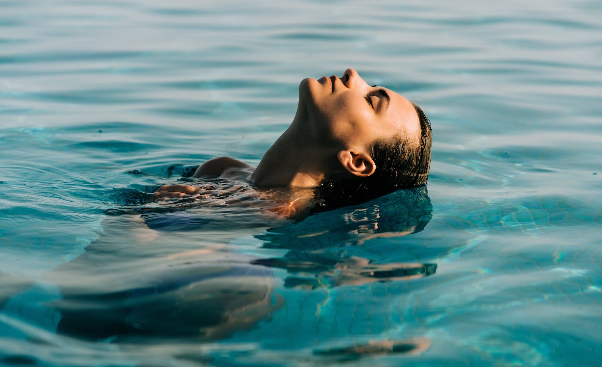 3 Ways to Waterproof Your Makeup Look This Summer